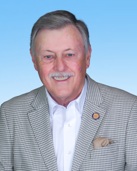 Photo of Rotary DG Herman Dixon